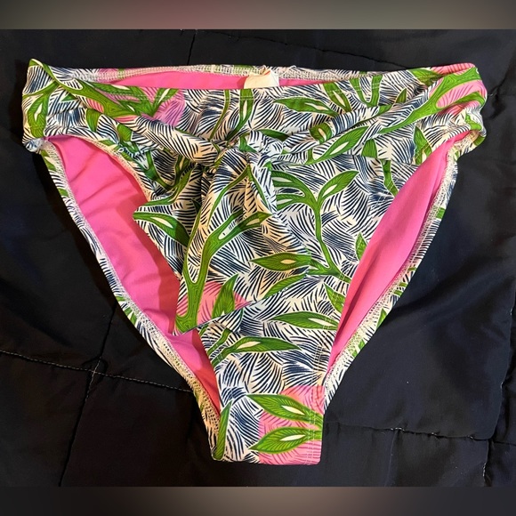 Bikini Bottom with front sash - Picture 1 of 9